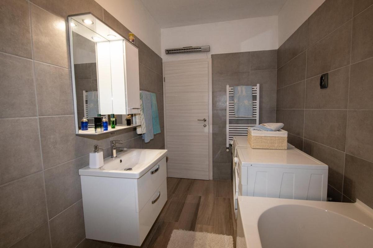 Apartman Elvis Lovran Ngoại thất bức ảnh