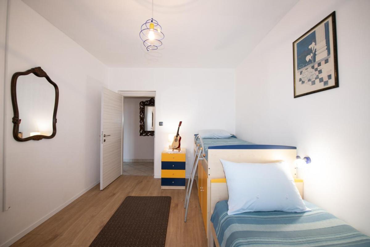 Apartman Elvis Lovran Ngoại thất bức ảnh