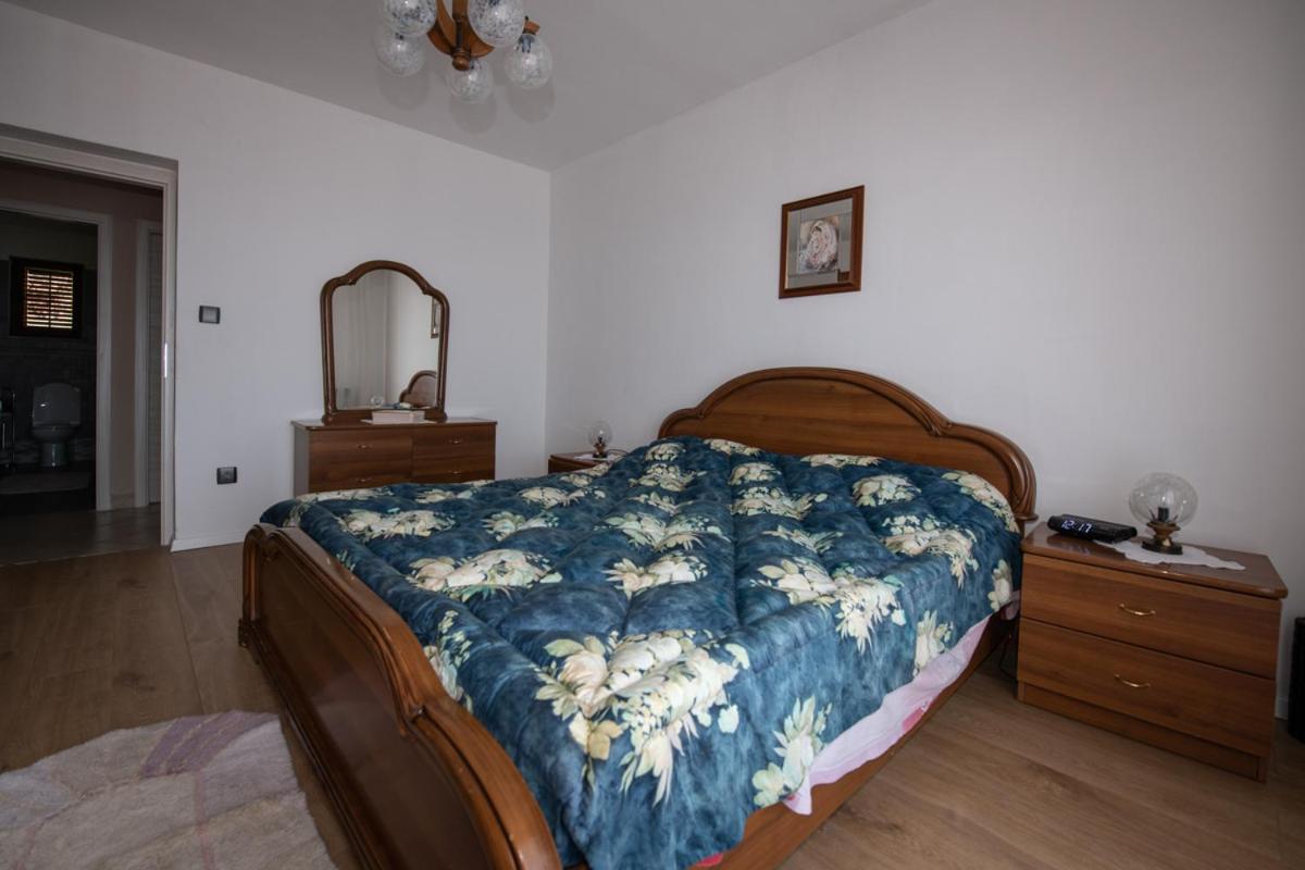 Apartman Elvis Lovran Ngoại thất bức ảnh