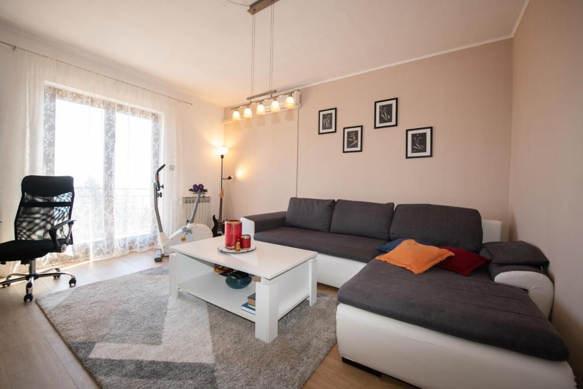 Apartman Elvis Lovran Ngoại thất bức ảnh