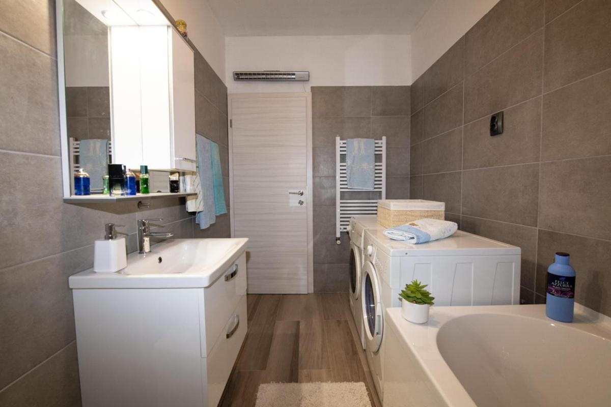Apartman Elvis Lovran Ngoại thất bức ảnh